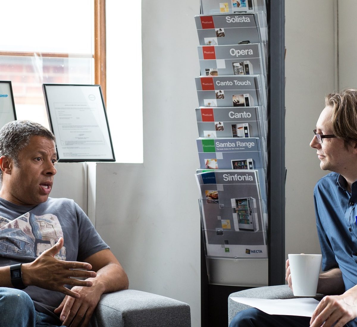 listen, informal meeting, chatting-1702648.jpg