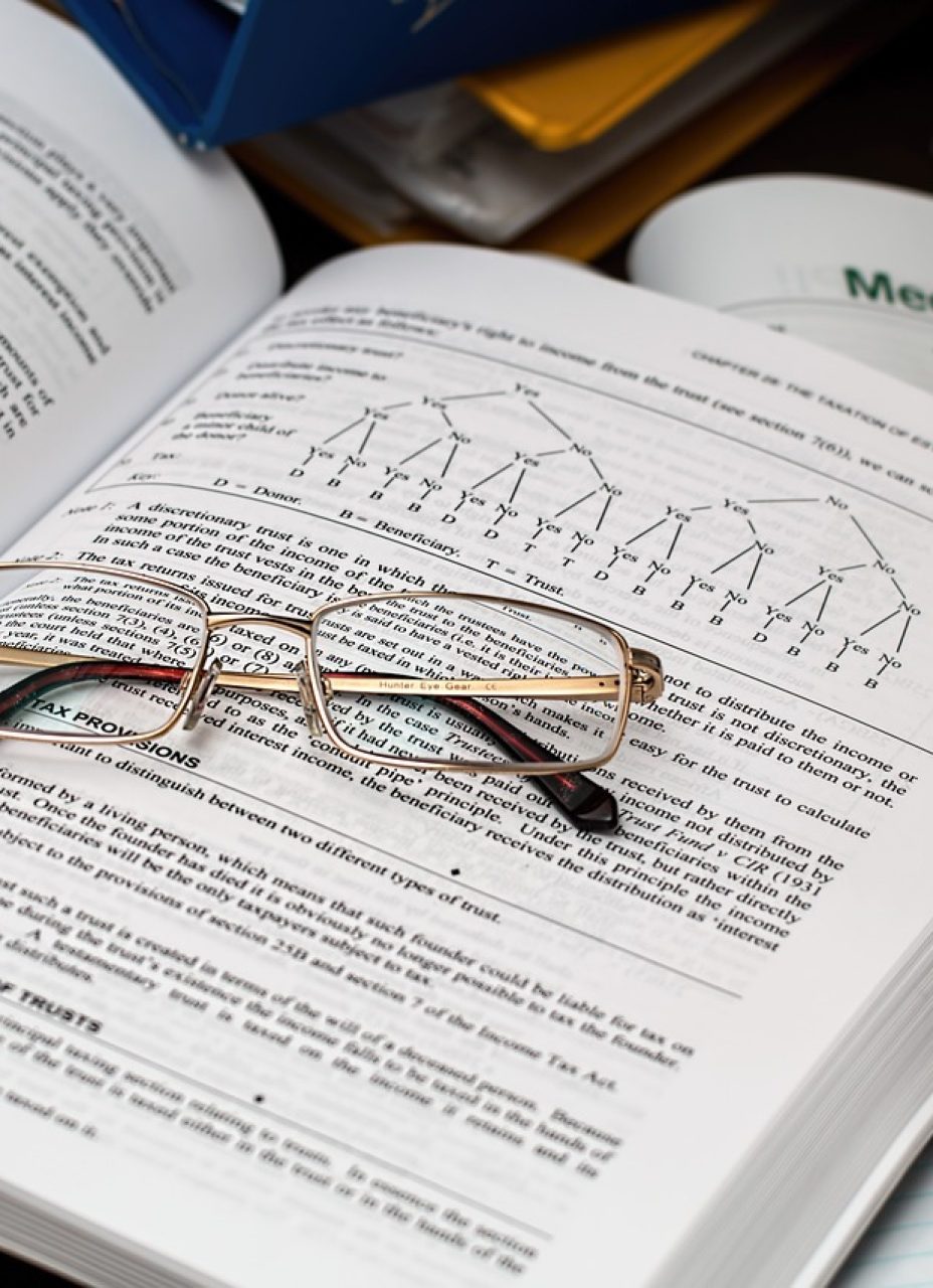 tax, paperwork, accounting-739107.jpg